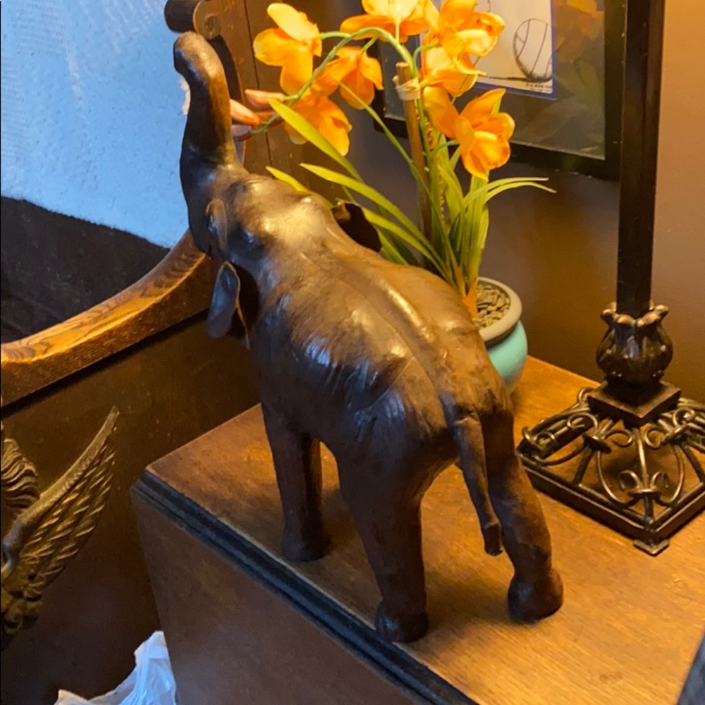 - Elephant 🐘 decor - Picture 4 of 6